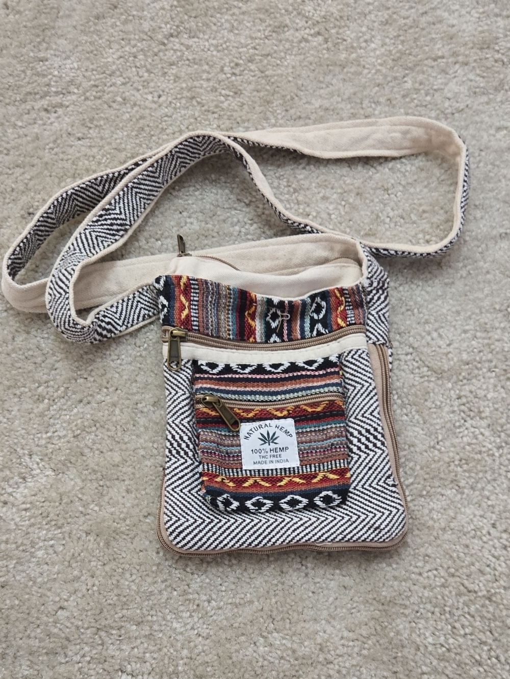 Patterned Crossbody Expandable Bag